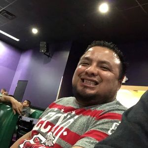 Meet your Posher, Alex